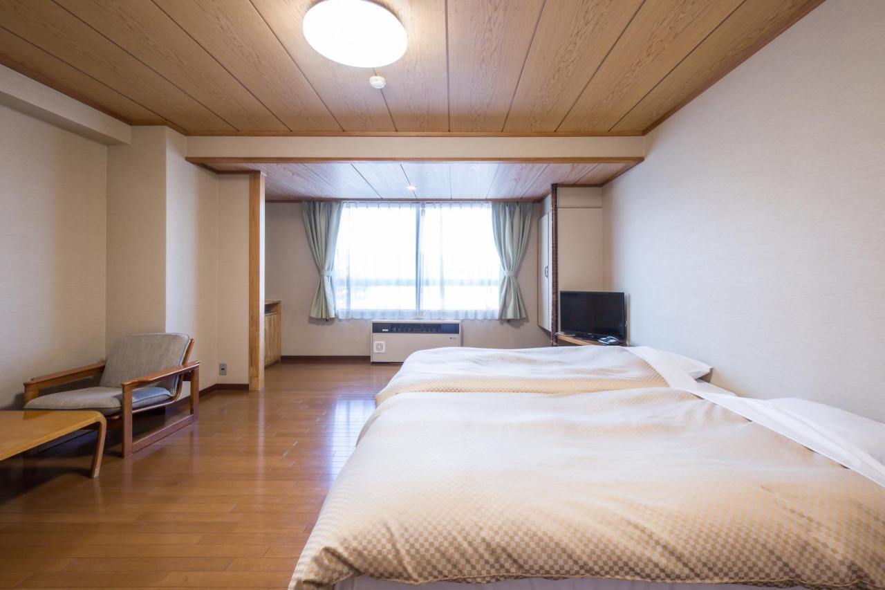 Hotel Goryukan Hakuba Bagian luar foto