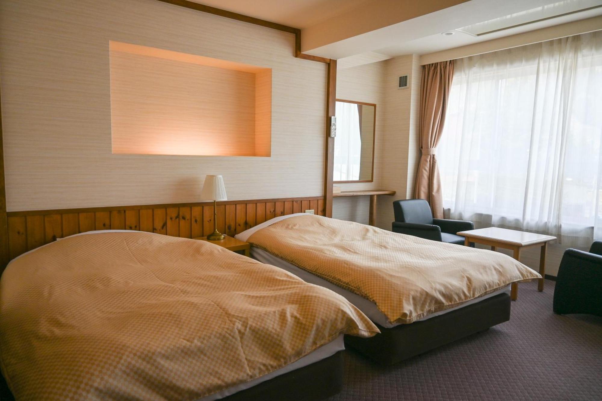 Hotel Goryukan Hakuba Bagian luar foto