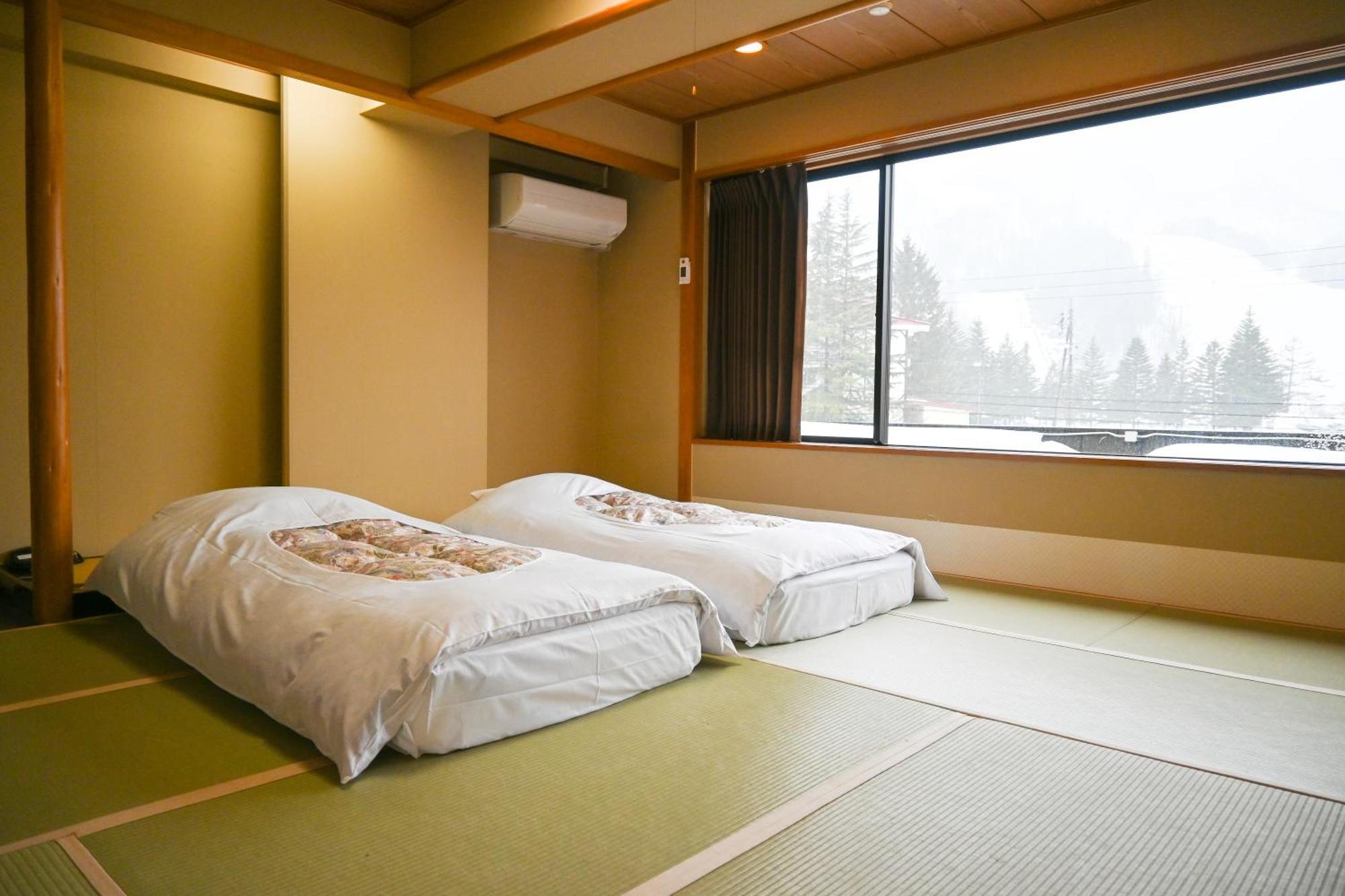 Hotel Goryukan Hakuba Bagian luar foto