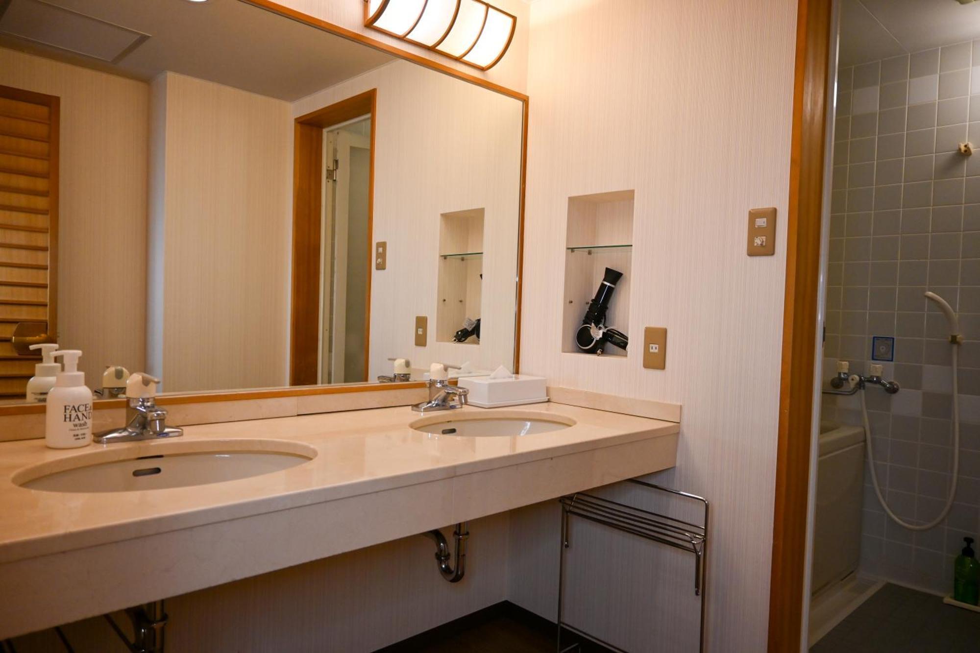 Hotel Goryukan Hakuba Bagian luar foto